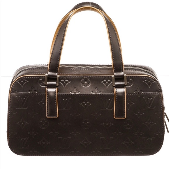 Louis Vuitton Shelton Vernis monogram - Picture 1 of 6